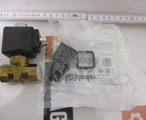 Электромагнитный клапан
SV04 E5 3/8 M20 24V DC 14W
Magnetventil / solenoid valve Rausch & Pausch / RAPA
