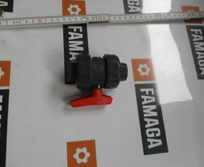 Шаровой кран
Kugelhahn DN15/d20, PN16
PVC/PTFE-EPDM, voller Durchgang END-Armaturen