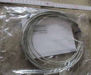 Датчик температуры
Bajonett-Temperaturfühler mit 120° Messspitze
Sensor: 
Pt100 (DIN EN 60751 Kl. B)
Bajonettspitze: 
8 mm spitz 120°
Bajonettkappe: 
14 mm
Leitung: 
5 m Glasseide/Edelstahlgeflecht (2x0,22 mm²) FuehlerSysteme